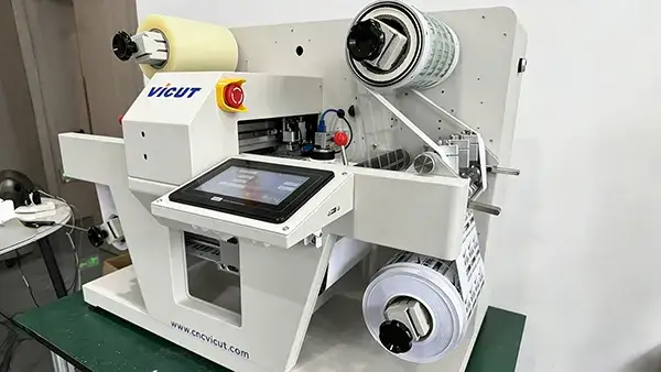 Roll-to-Roll Label Cutter LEXCUT240 Desktop