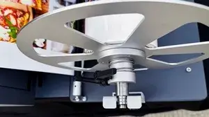 Self-Tension Control Baffle Plate